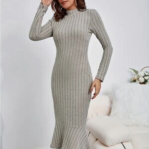 Gray Ribbed Sheath Dress with Long Sleeves and Mock Neck for Work
